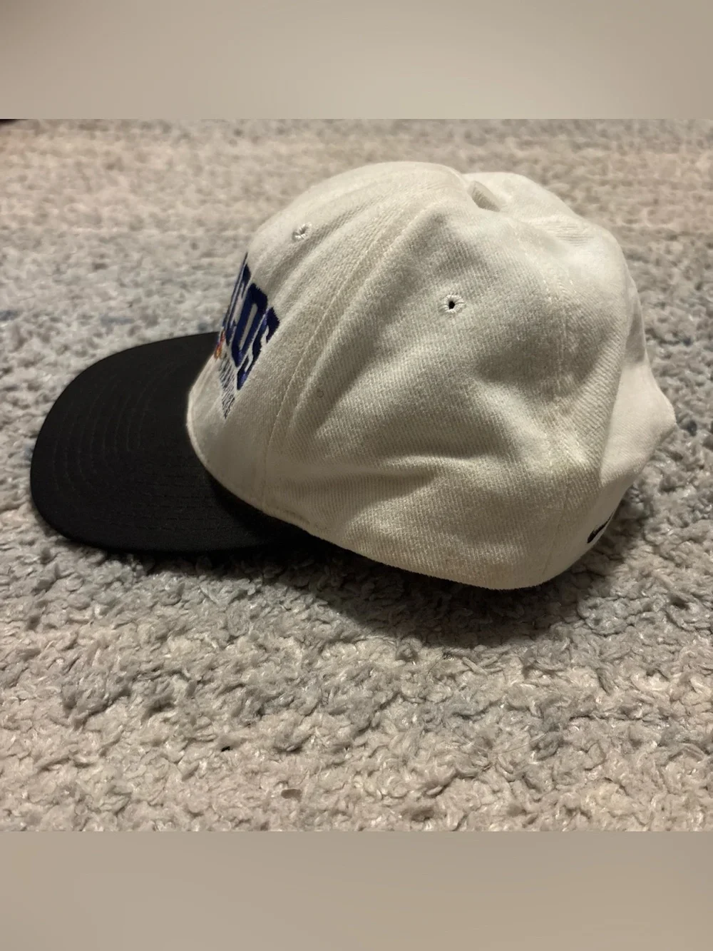 Vintage 90s Nike Denver Broncos Super Bowl XXXIII Champions Snapback Made in USA